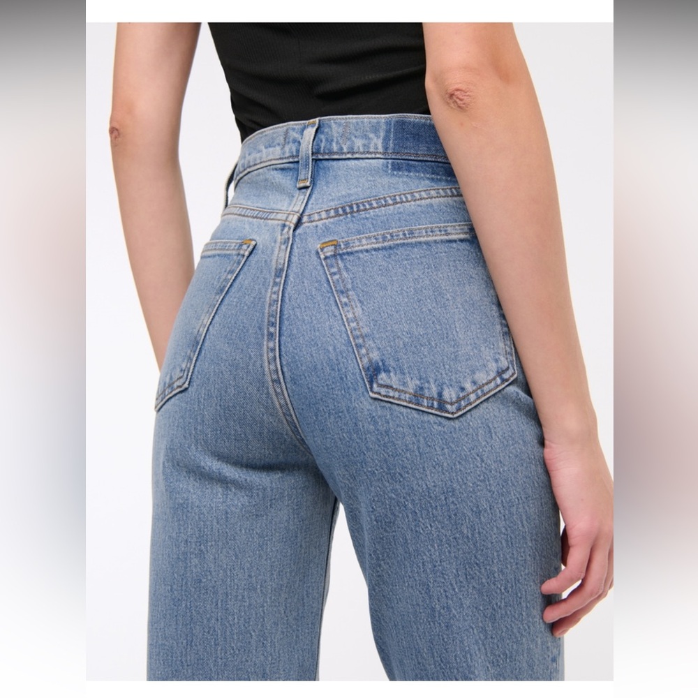 NWT A&F Ultra High Rise 90s Slim Straight Jean - Picture 5 of 12